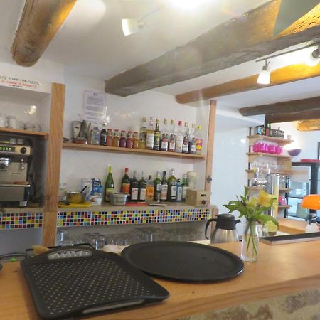 Auberge De La Petite Casserole Revest-des-Brousses Dış mekan fotoğraf