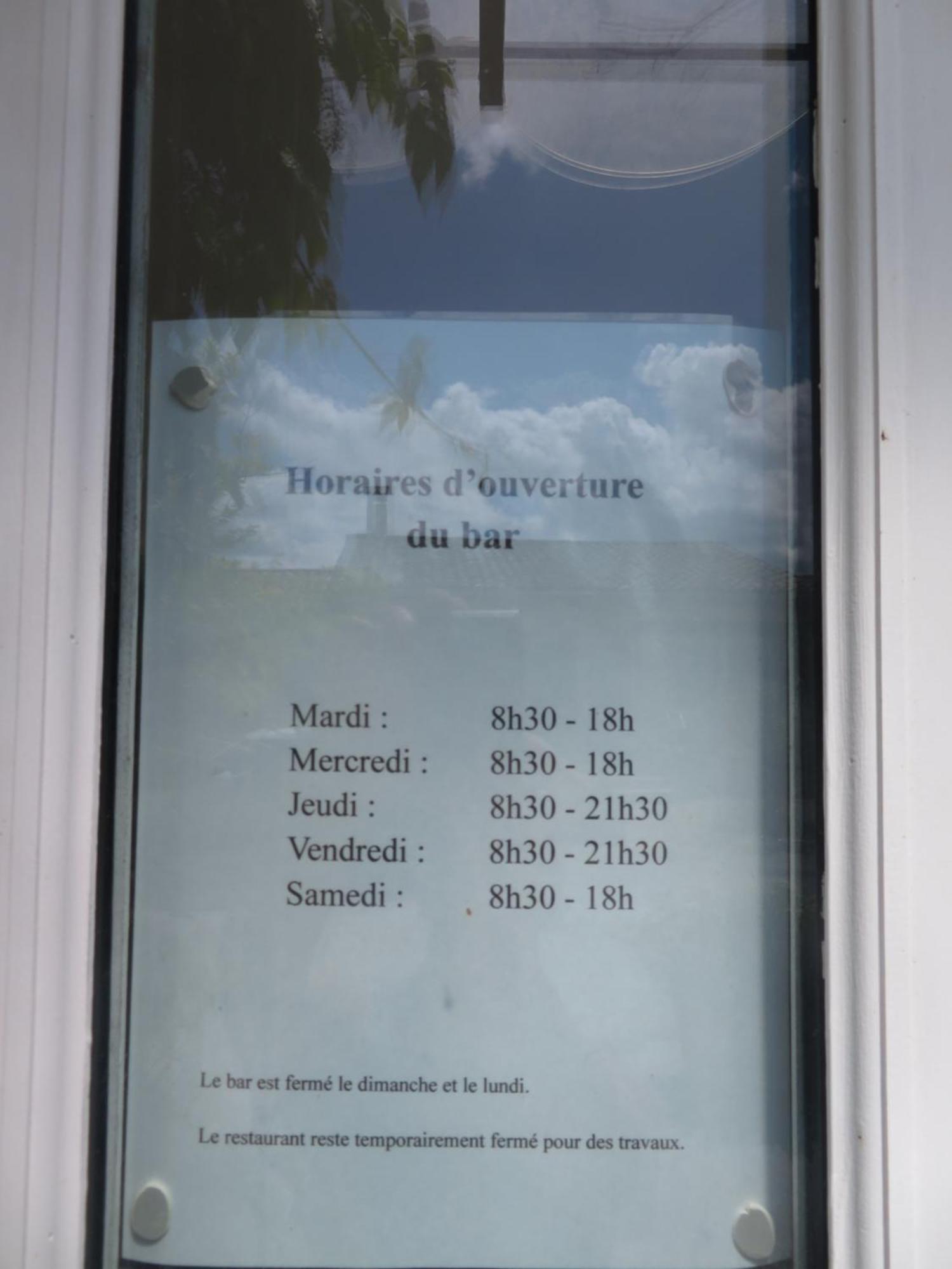 Auberge De La Petite Casserole Revest-des-Brousses Dış mekan fotoğraf